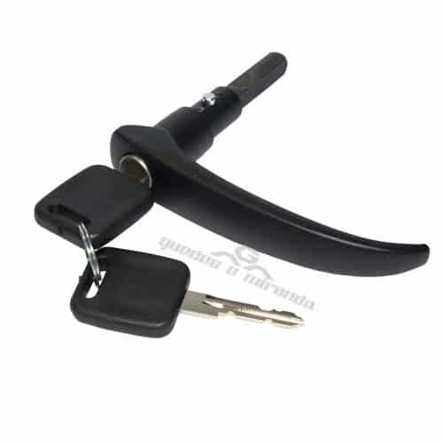 Maçaneta Externa da Porta do Meio Com Chave Kombi Clipper PRETO