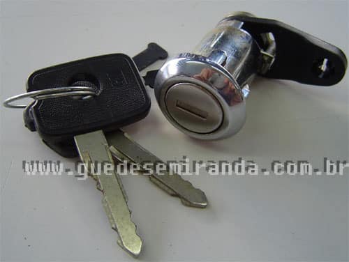 Cilindro da Porta com Chave Chevette - Preto