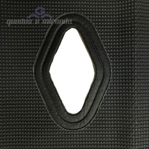 detalhe preto losango