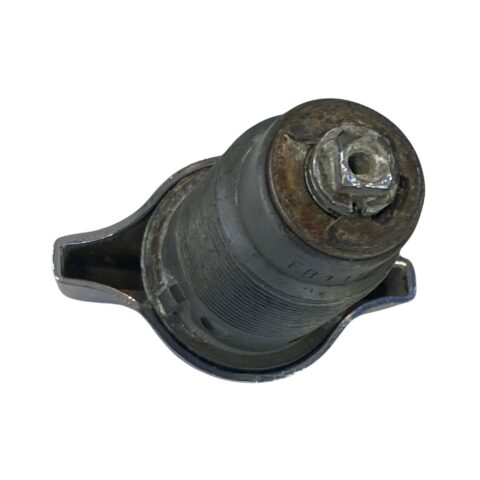 CILINDRO PORTA MALAS ORIGINAL PASSAT 3 PORTAS (2)