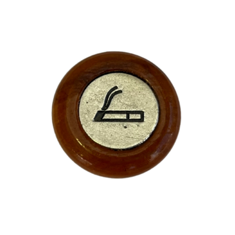 BOTÃO PAINEL MADEIRA MEDALHA CIGARRO (2)