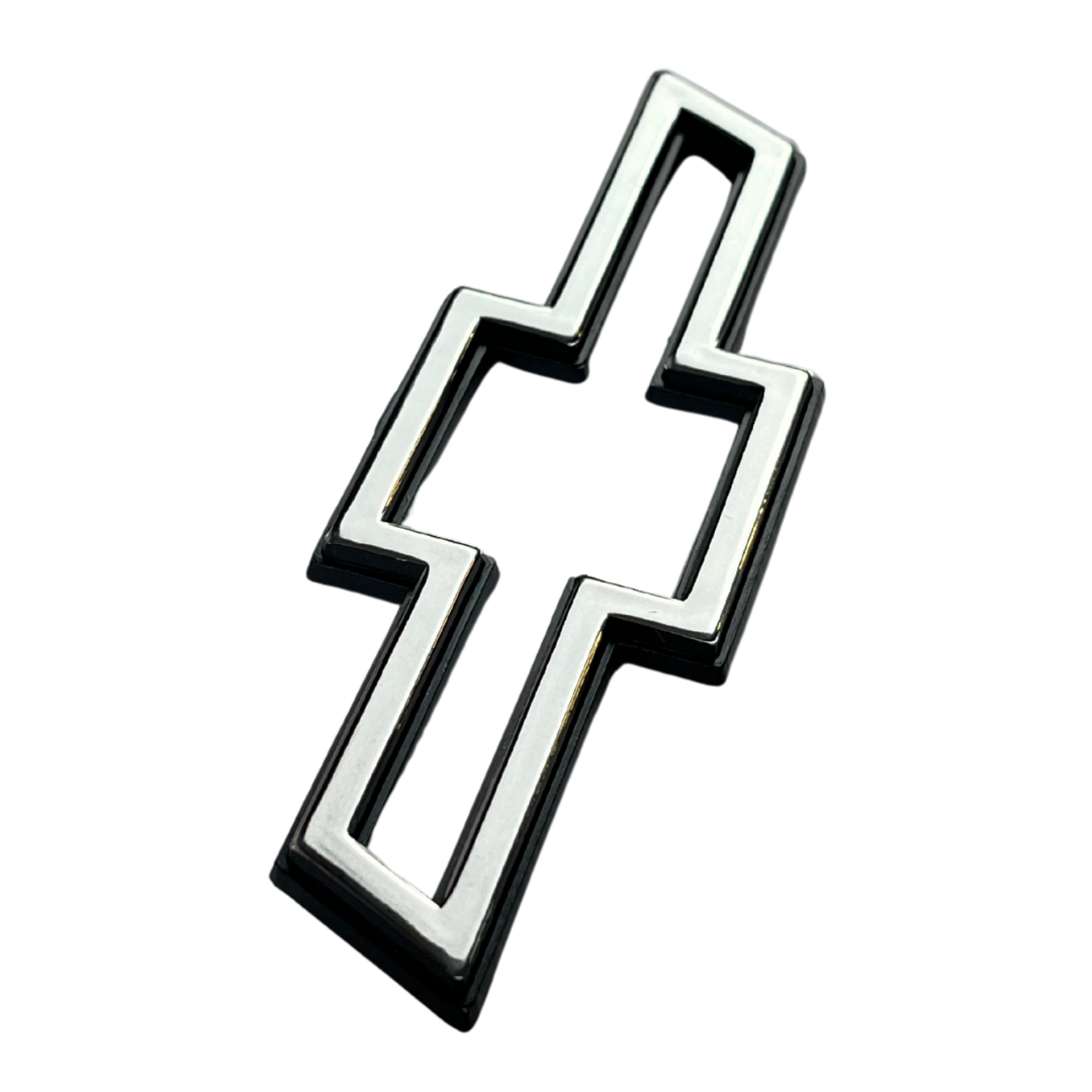 EMBLEMA GRAVATA CHEVROLET VAZADO (4)