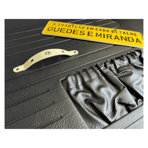 PUXADOR PORTA METAL BEGE COM LOGO NA FORRAÇÃO (2)