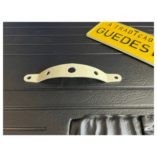 PUXADOR PORTA METAL BEGE NA FORRAÇÃO (2)